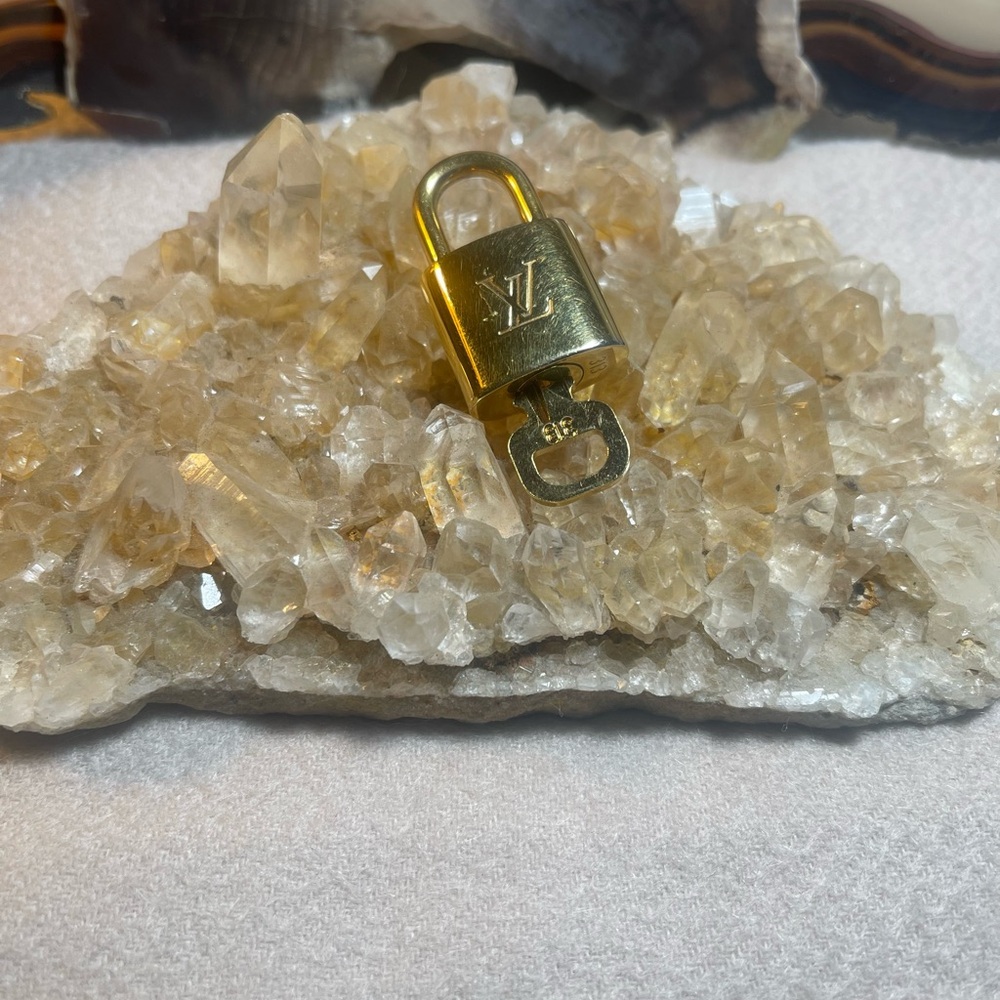 Gold LV Padlock #313